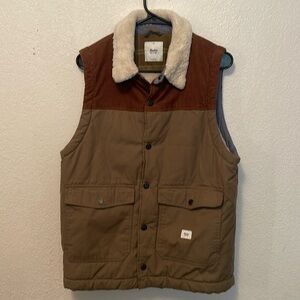 SM green brown vest. Katin sherpa vest.